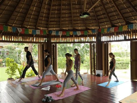 yoga retreats phayao